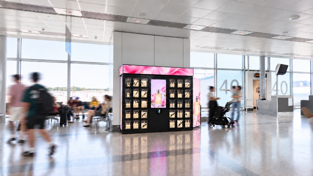 Blinx locker storefront in the Stansted concourse